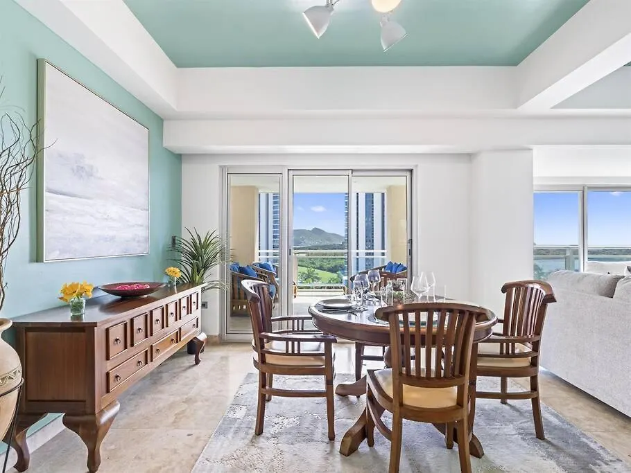 Oceanfront Escape At Aqua Mirage Condo! Cupecoy  Apartamento Cupecoy (Sint Maarten)